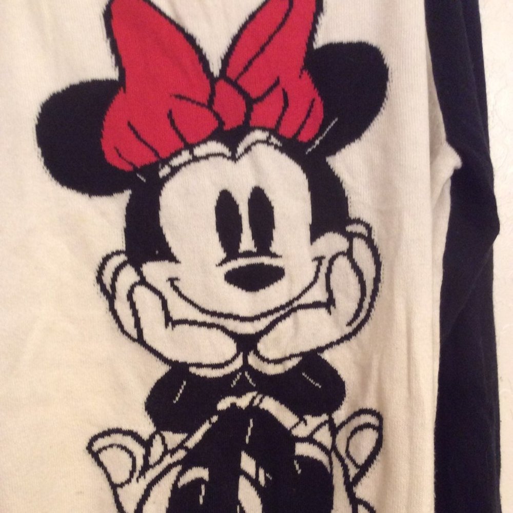 Minnie Mouse Sweater XS Soft Vintage White Bkack Disney Theme Park Vacation
